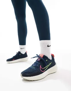 Nike Running Interact Run Trainers In Navy And White For Women