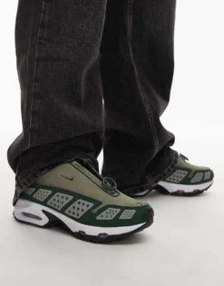 Nike Air Max SNDR Trainers In Green And White For Women